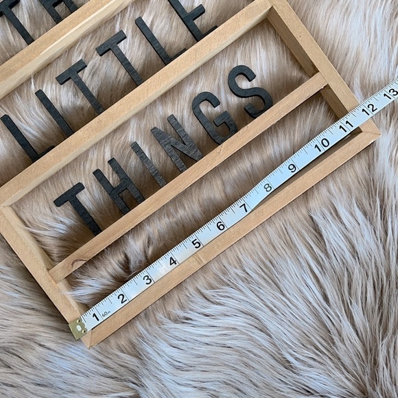 Enjoy The Little Things Wall Decor - Picture 4 of 5